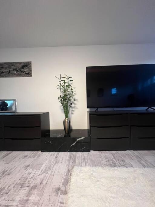 Modernes Apartment Mit 75Qm Mit Balkon & Aussicht Aquisgrana Esterno foto